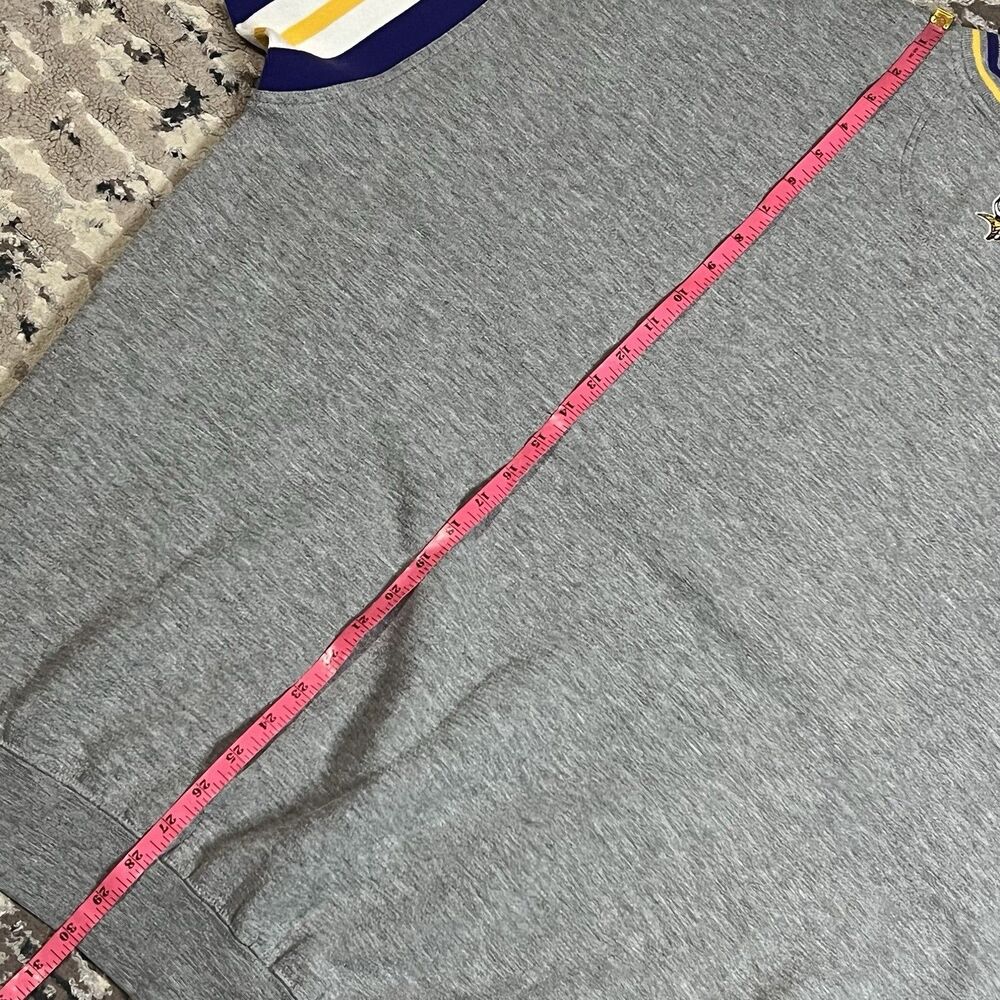 Vintage NFL Minnesota Vikings V Neck Sweatshirt Mens 2XL Gray Striped Sleeves - Picture 11 of 12